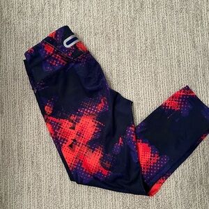 SMALL ATHELTA PURPLE AND RED, ORANGE 7/8 leggings